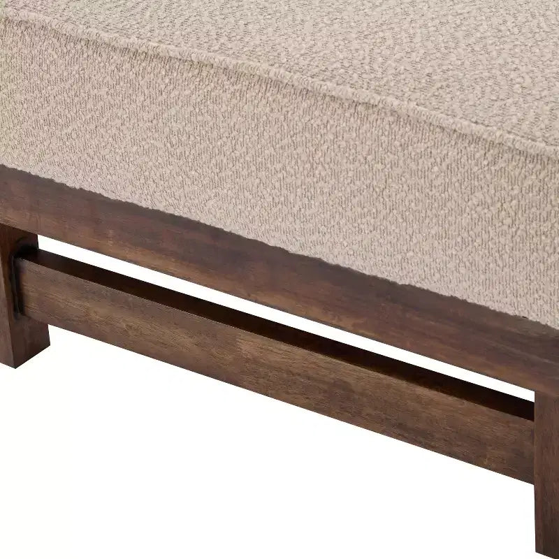 Pouf Temzyl moderno da cocktail imbottito in legno di gomma