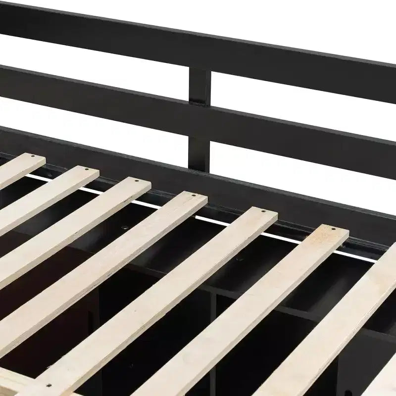 Letto a soppalco matrimoniale moderno con scrivania illuminata, 3 cassetti e libreria portaoggetti