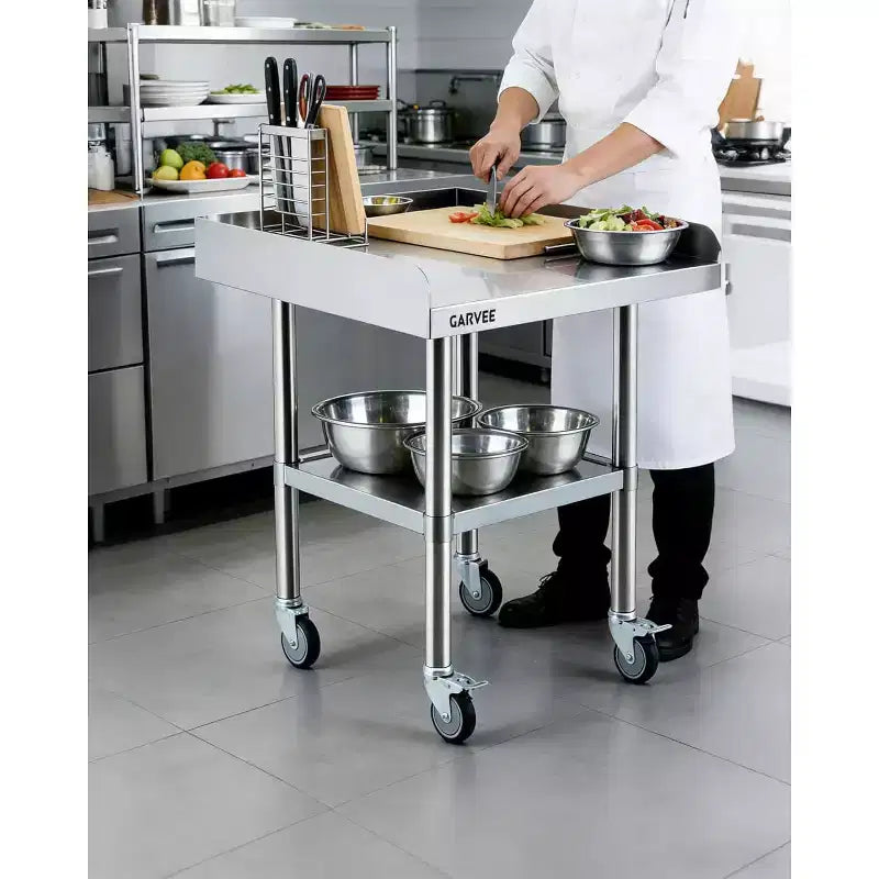 Tavolo in Acciaio Inox per Preparazione e Lavoro con Ruote Girevoli, Tavolo Commerciale da Cucina in Metallo Resistente con Ripiano Inferiore Regolabile per Ristorante