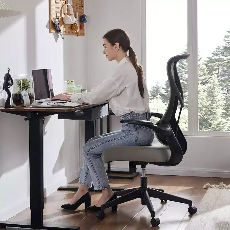 Sedia da computer ergonomica con braccioli ribaltabili, sedia da scrivania con supporto lombare, sedia girevole con ruote per casa, ufficio