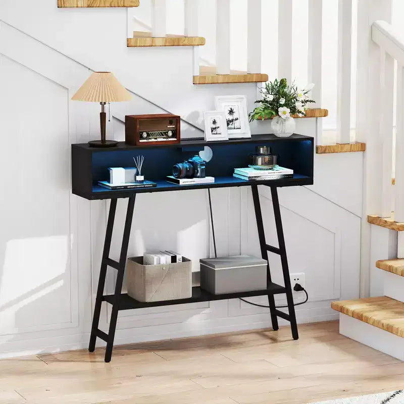 Tavolino Console da 40" con Ciabatta Elettrica, Tavolo d'Ingresso a 3 Livelli con Luci LED RGB, Nero