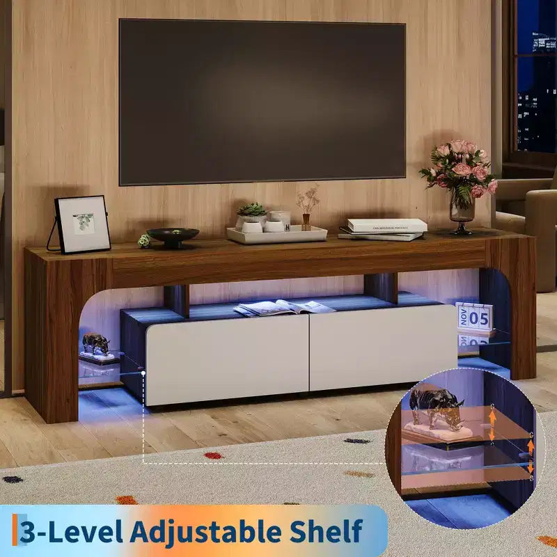 Mobile porta TV LED moderno per TV fino a 70 pollici, consolle in legno bianco con illuminazione RGB, 2 cassetti, ripiani trasparenti regolabili